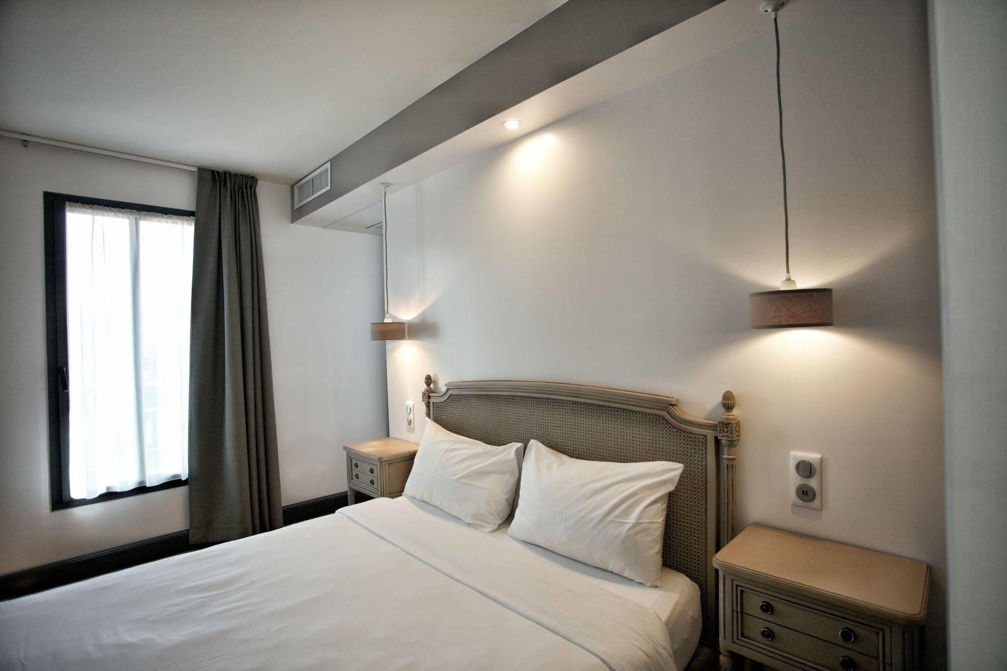 Hôtel Henri IV Nérac Buitenkant foto