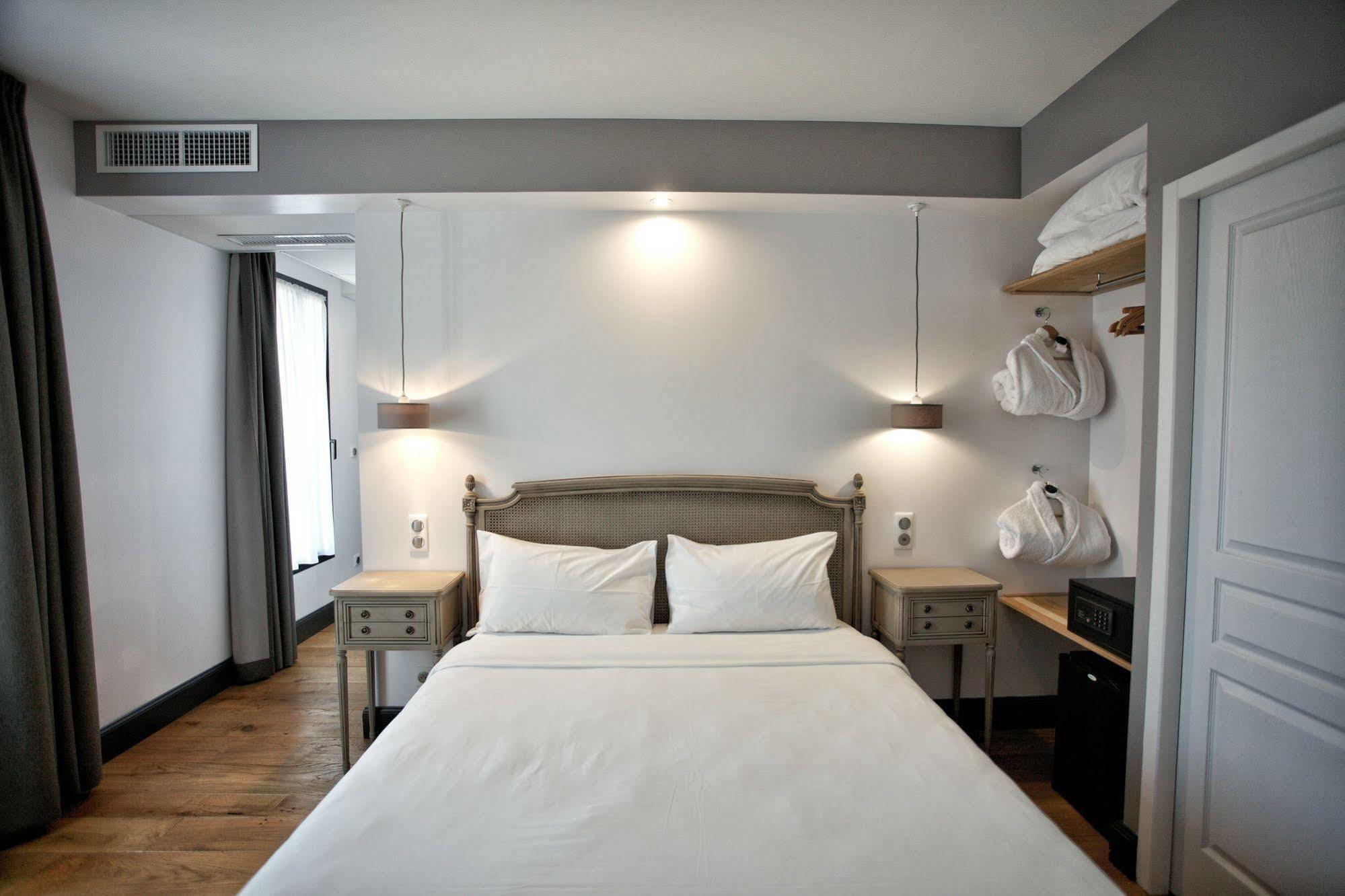 Hôtel Henri IV Nérac Buitenkant foto